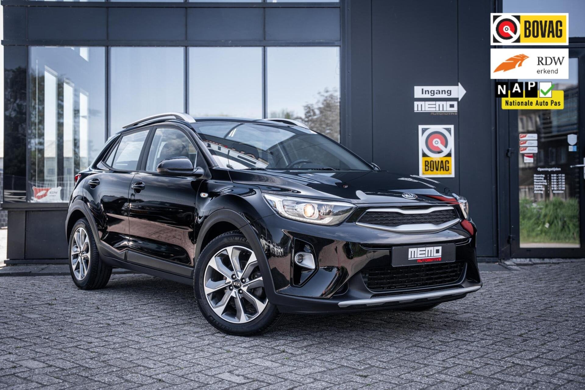 Kia Stonic 1.0 T-GDi DynamicLine*CARPLAY*NAP*CAMERA*NAVI*LED, Voorwielaandrijving, Gebruikt, Euro 6, Met garantie (alle)