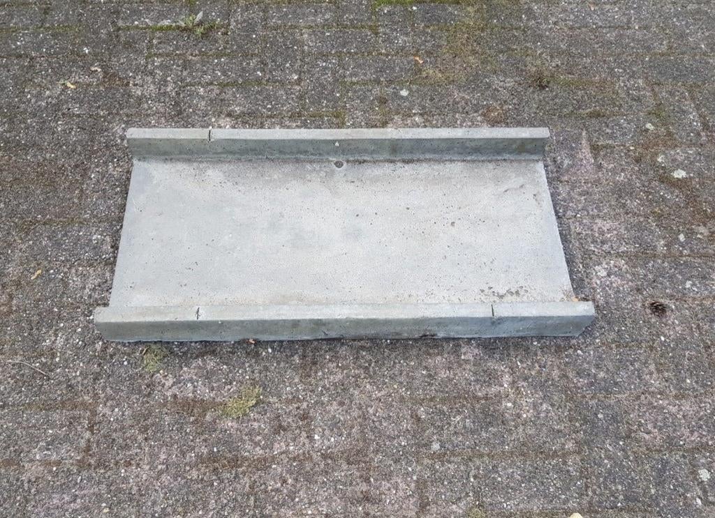 Betonnen U-elementen/U-wegen., Doe-het-zelf en Verbouw, Overige Doe-het-zelf en Verbouw, Ophalen of Verzenden