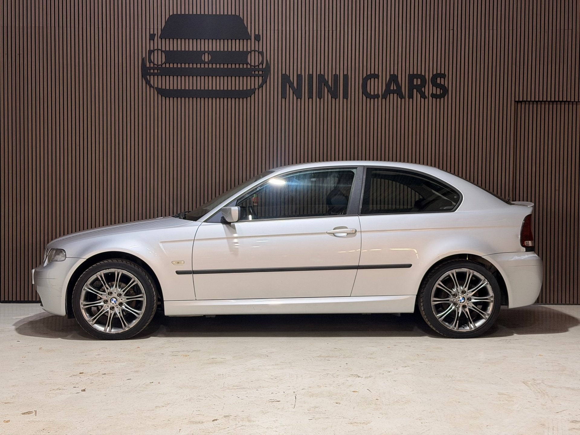 BMW 3-serie Compact 316ti Origineel nl 2de eigenaar, Xenon verlichting, 4 cilinders, Bedrijf, Handgeschakeld