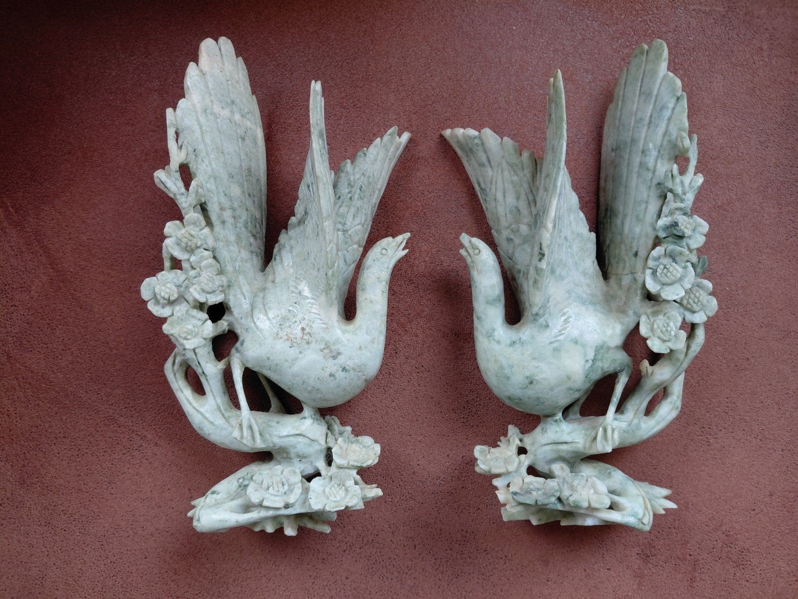 2 fraaie vogels van groen marmer.  Rijk versiert, met nummer, Ophalen of Verzenden, Handgemaakt, 20 - 50 cm, Steen of Keramiek