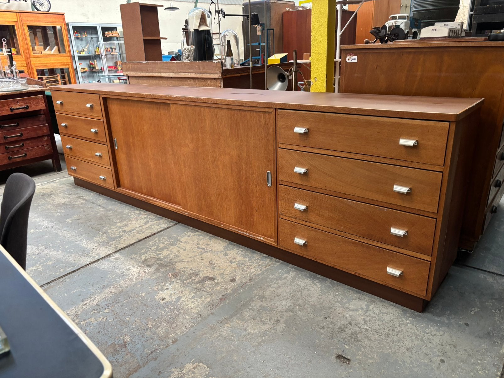 Vintage winkelkast/ dressoir, Ophalen, Gebruikt, Eikenhout, Met lade(s)