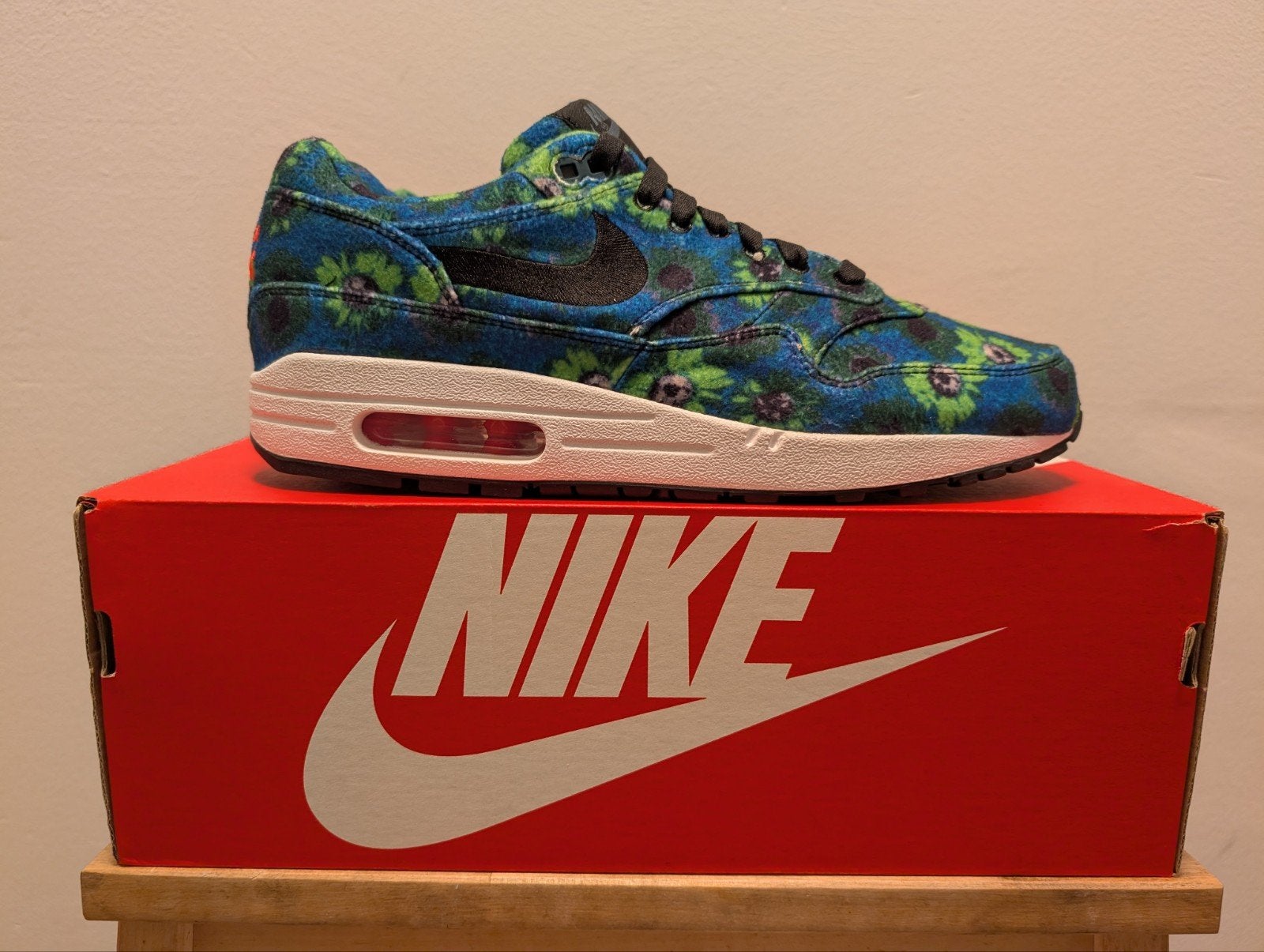 Nike Air Max 1 Floral Mowabb Volt 43, Nike air max, Overige kleuren, Nieuw, Ophalen of Verzenden