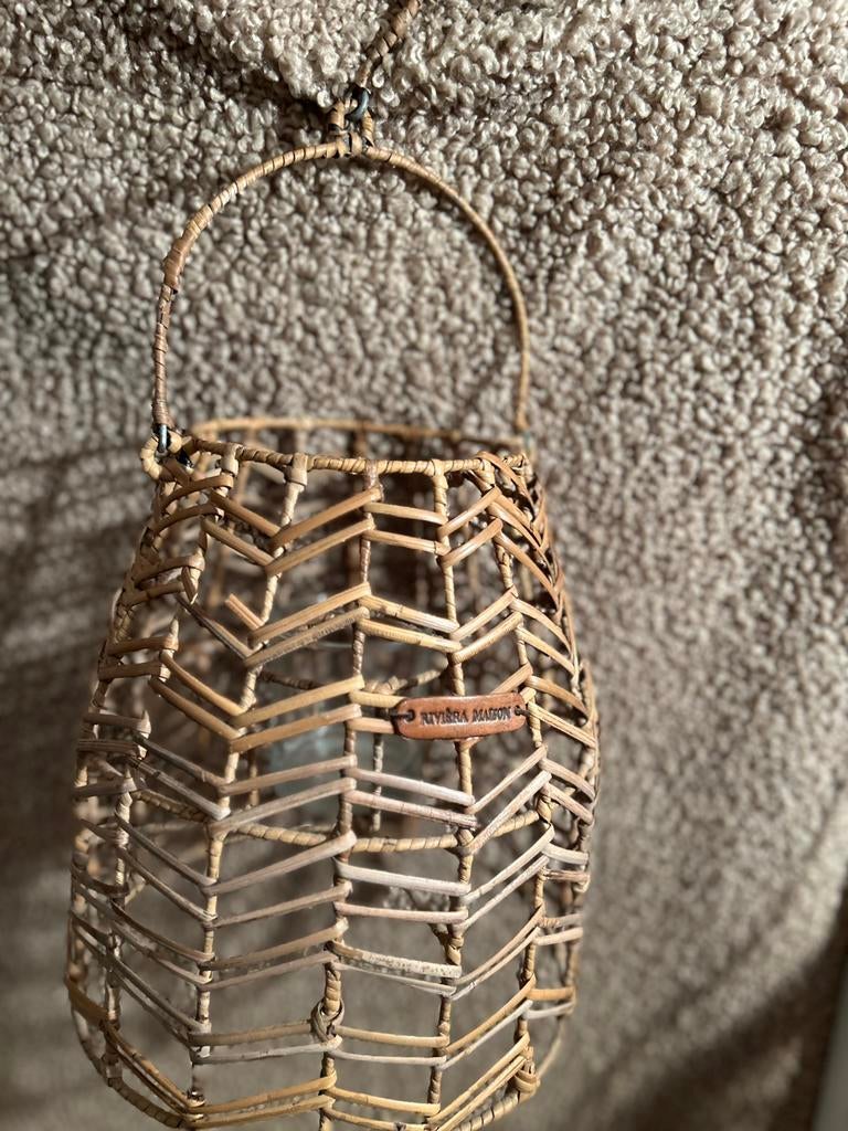 Leuke rattan lantaarn van Riviera maison, goede staat., Ophalen of Verzenden, Zo goed als nieuw