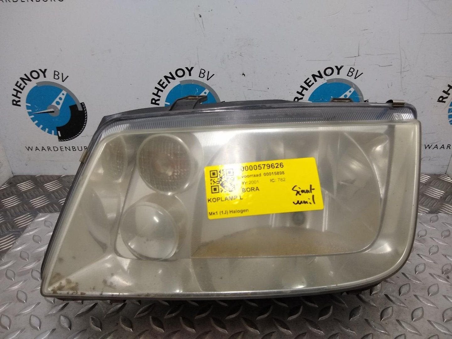 VOLKSWAGEN BORA KOPLAMP L 2001, Ophalen of Verzenden, Gebruikt, Stiba lid