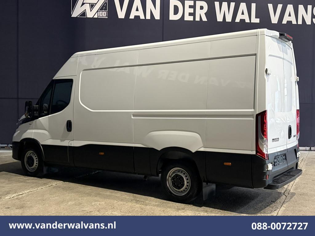 Iveco Daily 35S16 157pk L2H2 Euro6 Airco | 270 Graden Achter, Auto's, Gebruikt, Euro 6, Iveco, Wit
