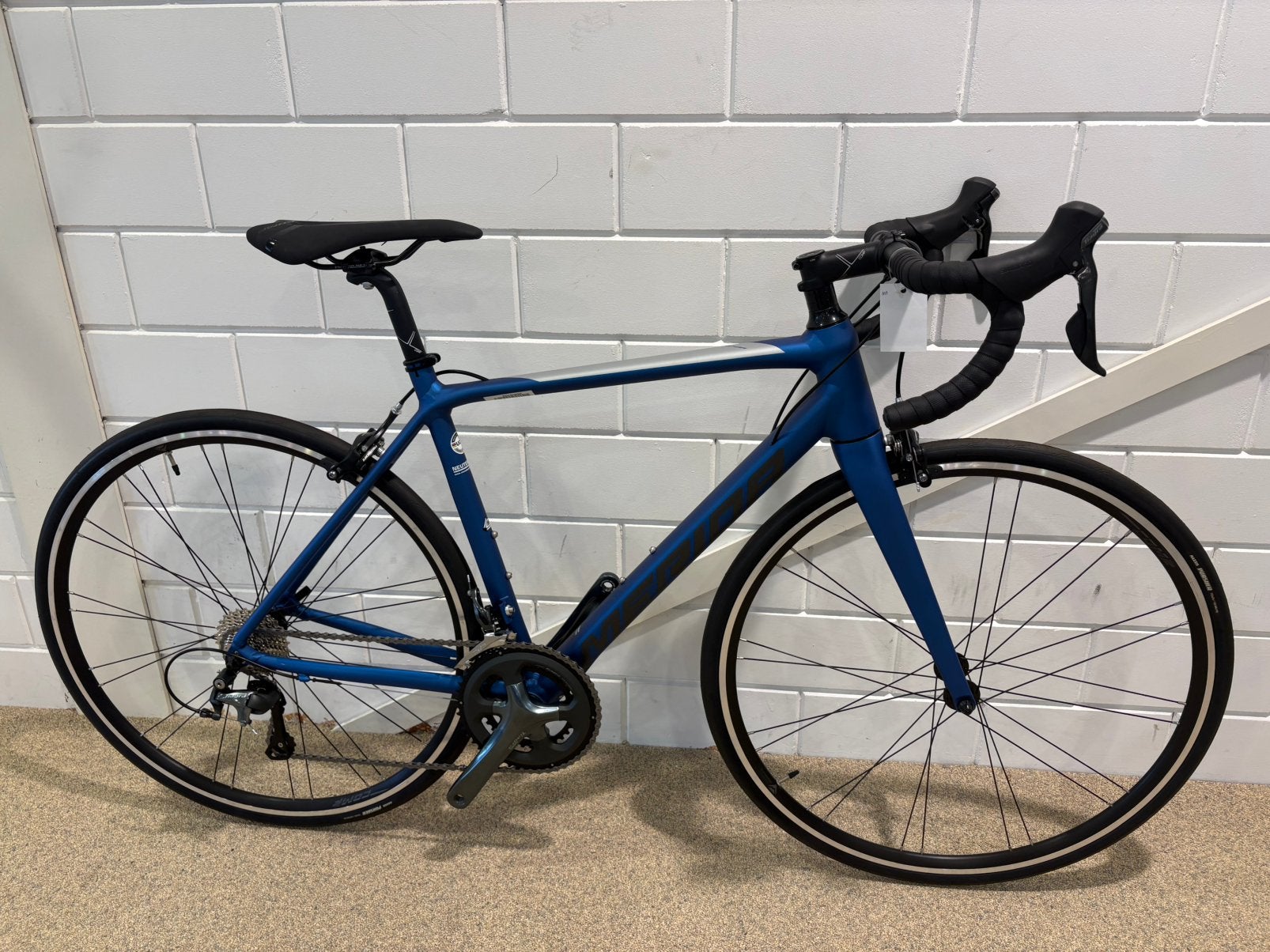 Merida Scultura 300 racefiets NIEUW!, Fietsen en Brommers, 28 inch, Velgrem, 49 tot 53 cm, 15 tot 20 versnellingen