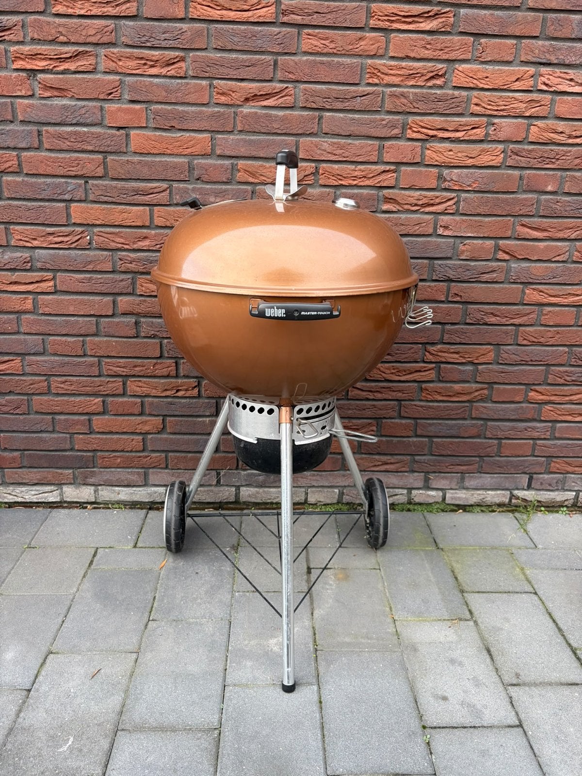 Weber Master-Touch Premium E-5770 Houtskoolbarbecue, Ophalen, Gebruikt