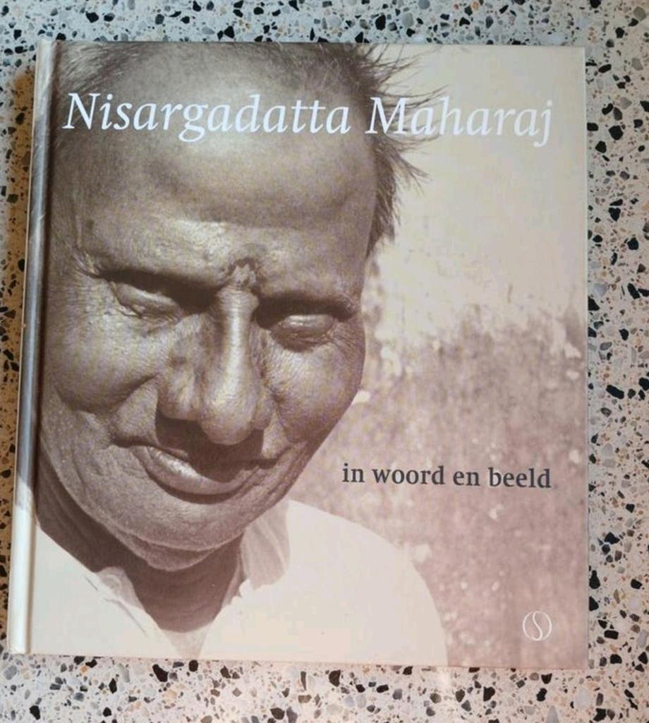 Nisargadatta Maharaj - In Woord en Beeld zgan vaste prijs, Boeken, Ophalen of Verzenden, Zo goed als nieuw, Spiritualiteit algemeen