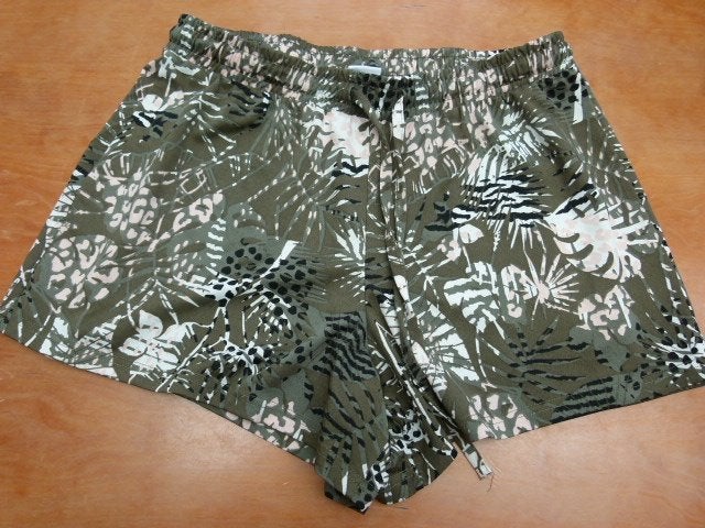 Korte zomerse broek short maat L 42 44 casual Ladies, Overige kleuren, Kort, Ophalen of Verzenden, Zo goed als nieuw