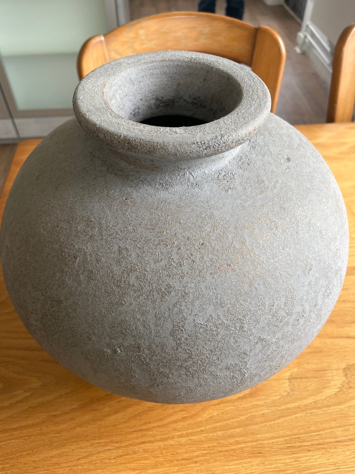 Decoratieve grijze vaas, bolvormig, Ophalen