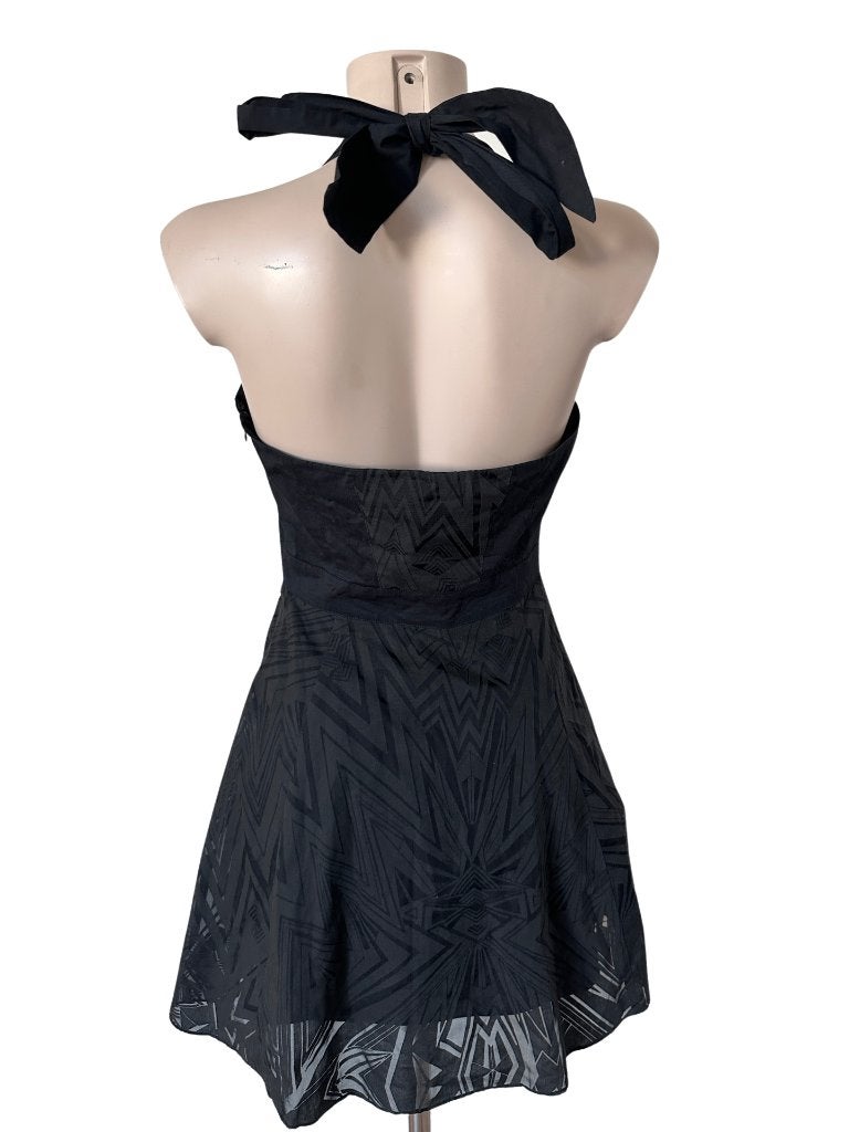 Karen Millen jurk S, Verzenden, Zwart, Zo goed als nieuw, Boven de knie
