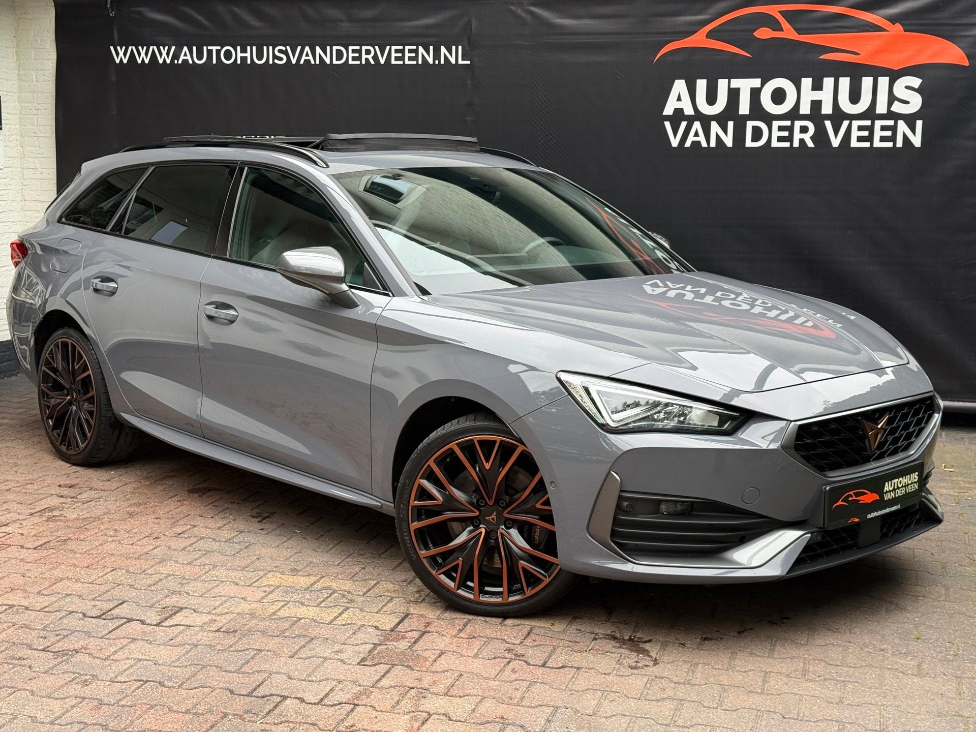Cupra León