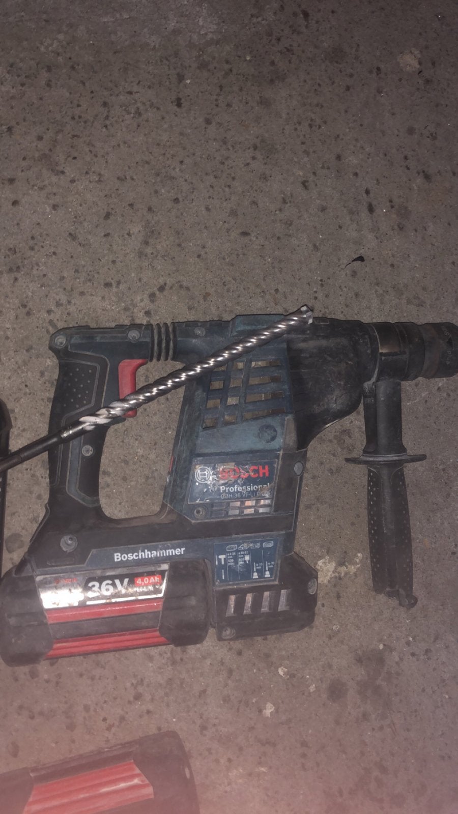 Boschhamer 36V 4.0Ah met lader en boor en 2 accu’s, Ophalen, Boor- en/of Breekhamer, Klopboormechanisme, Gebruikt