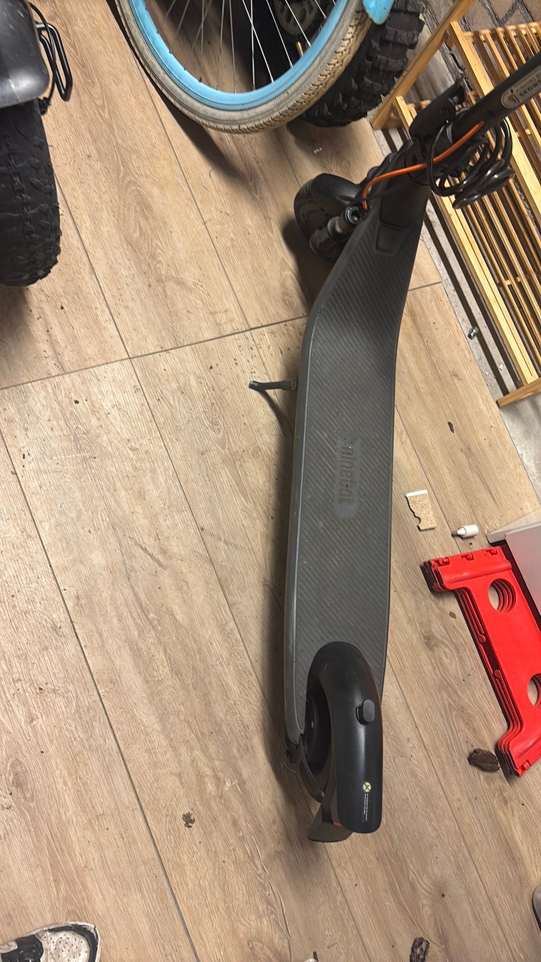 E2 plus moet nu weg!!!!!, Fietsen en Brommers, Ophalen, Gebruikt, Elektrische step (E-scooter)