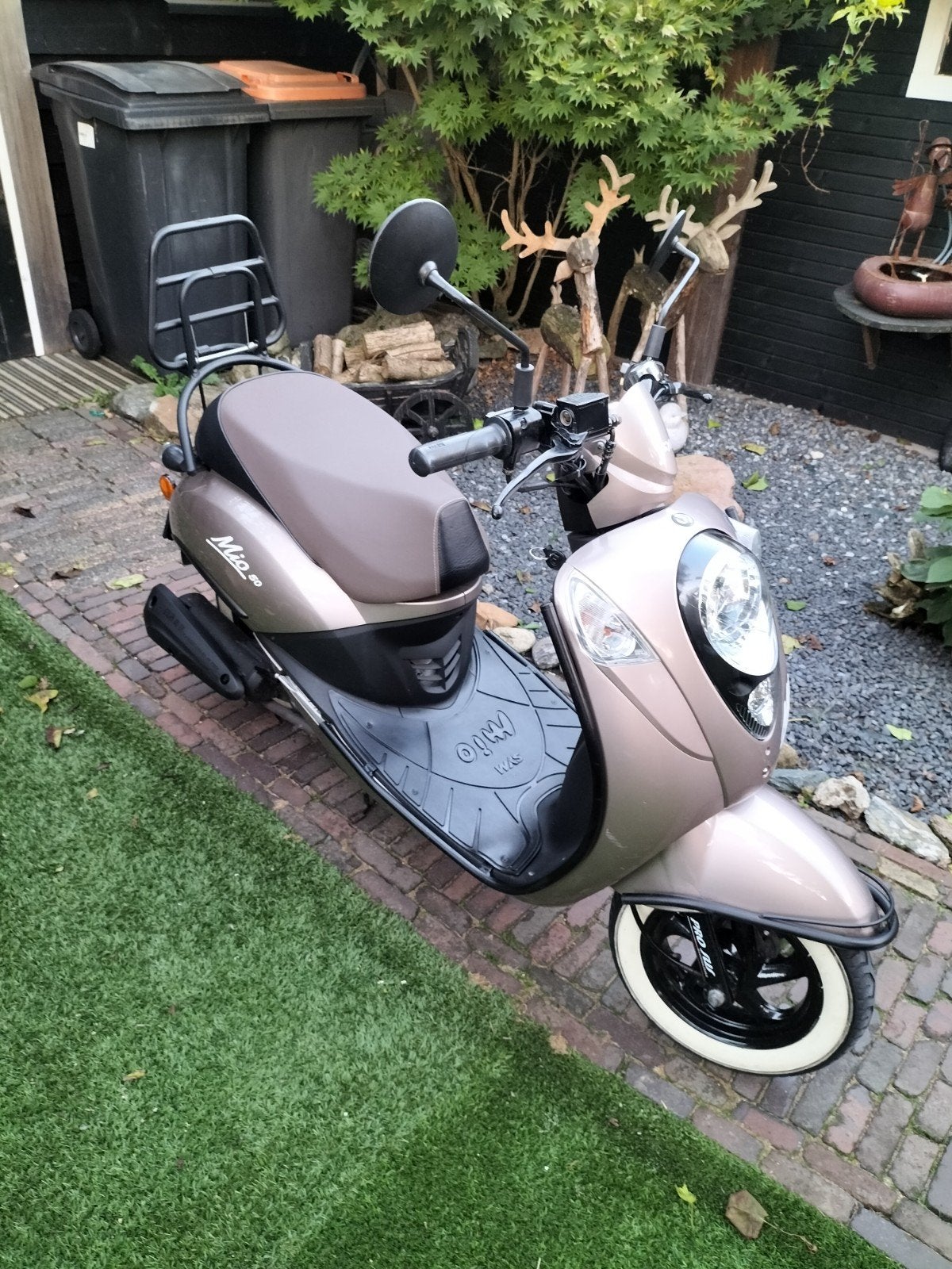 sym mio snor scooter, Ophalen, Zo goed als nieuw, Benzine, Mio