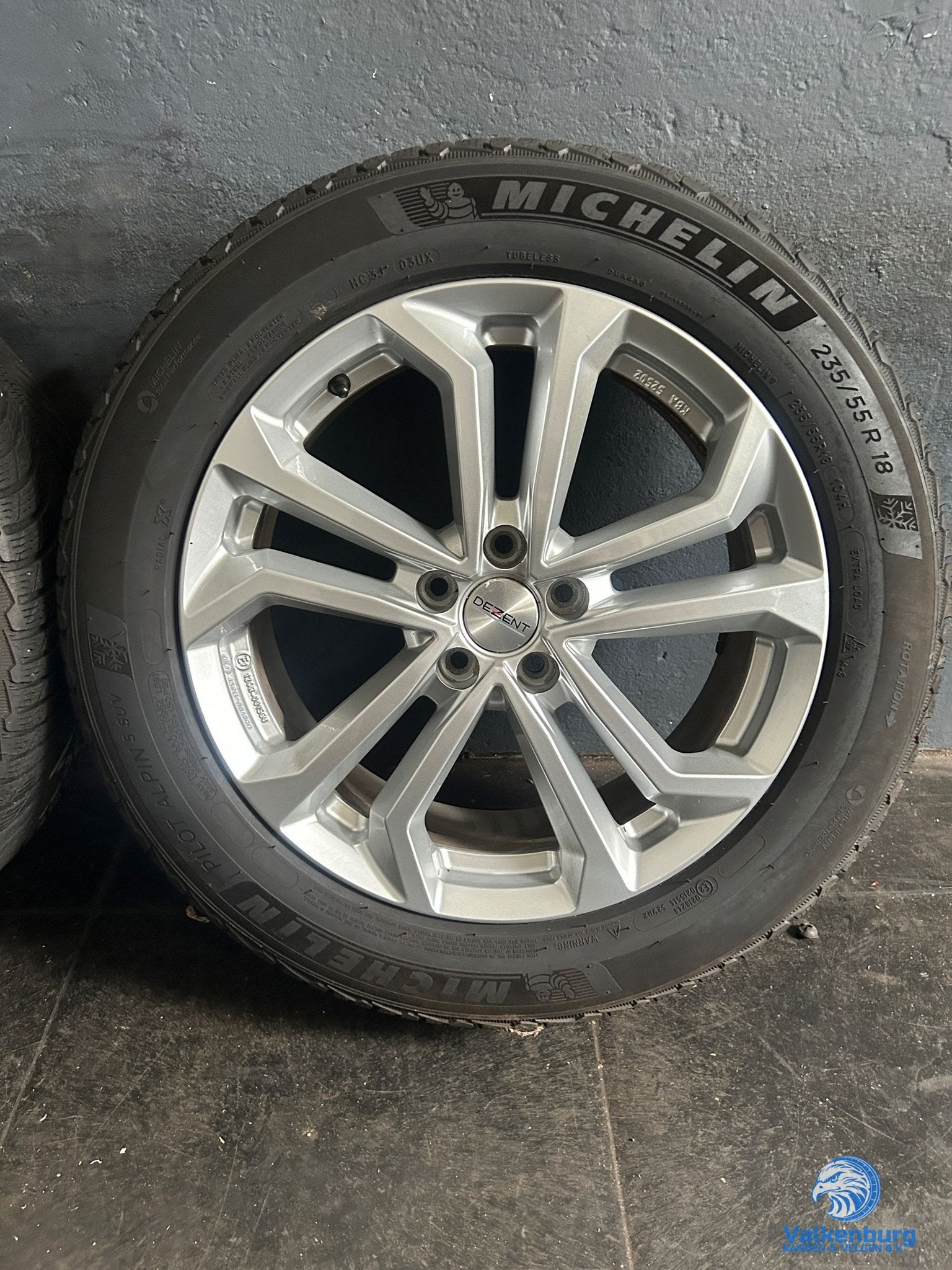 9mm! Volvo XC40 XC60 18 inch velgen 5x108 winterbanden 235/5, Auto-onderdelen, Banden en Velgen, 18 inch, Gebruikt, -, -