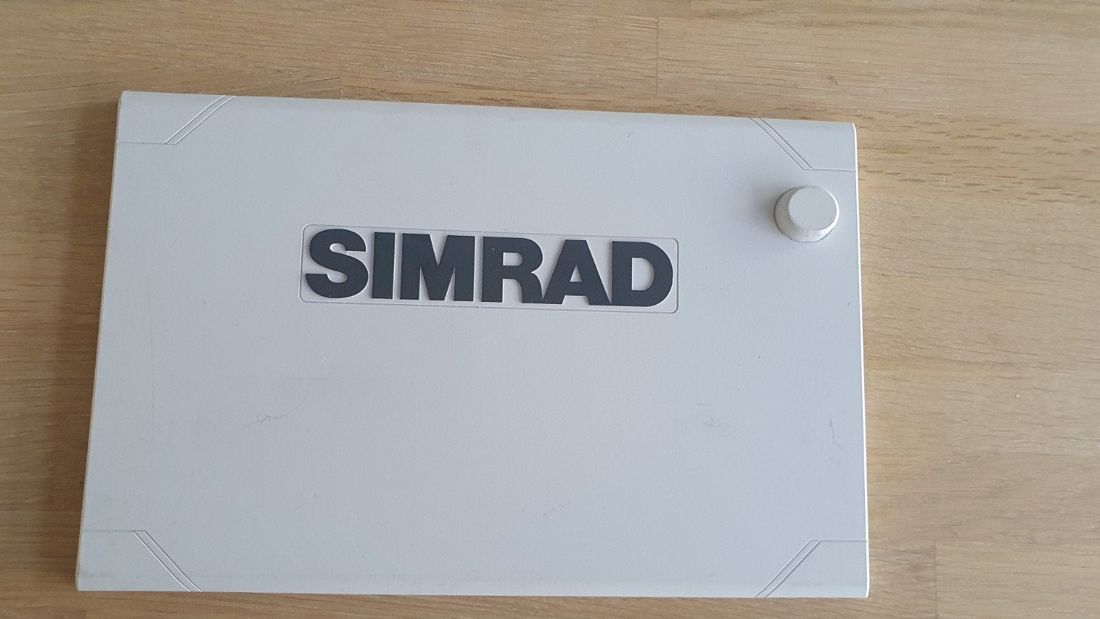 Simrad beschermkappen, Ophalen of Verzenden, Zo goed als nieuw