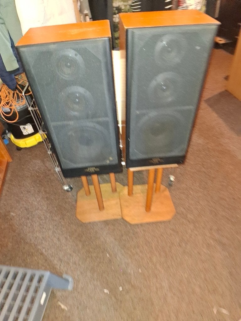 2 grote boxen, Audio, Tv en Foto, Ophalen of Verzenden, Overige merken