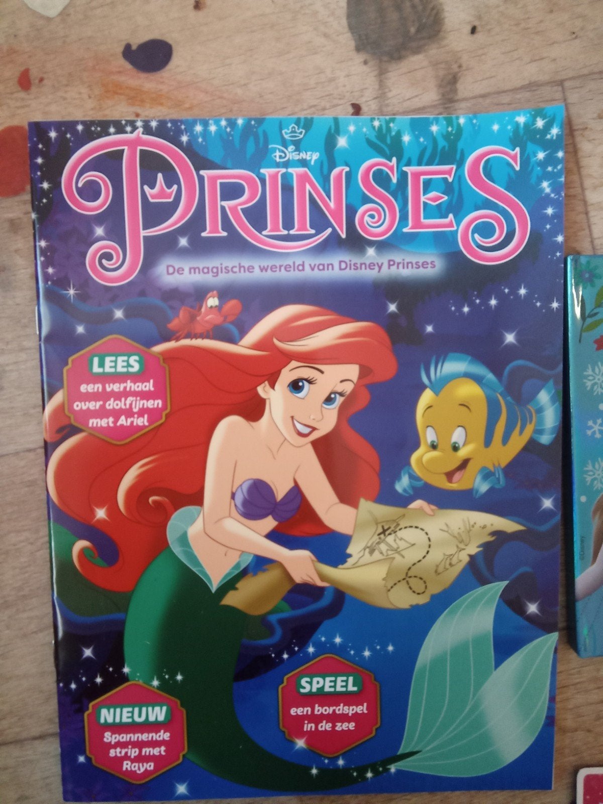 Disney Ariel de kleine zeemeermin boek dun 40 cm, Verzamelen, Efteling, Ophalen of Verzenden, Nieuw, Overige typen