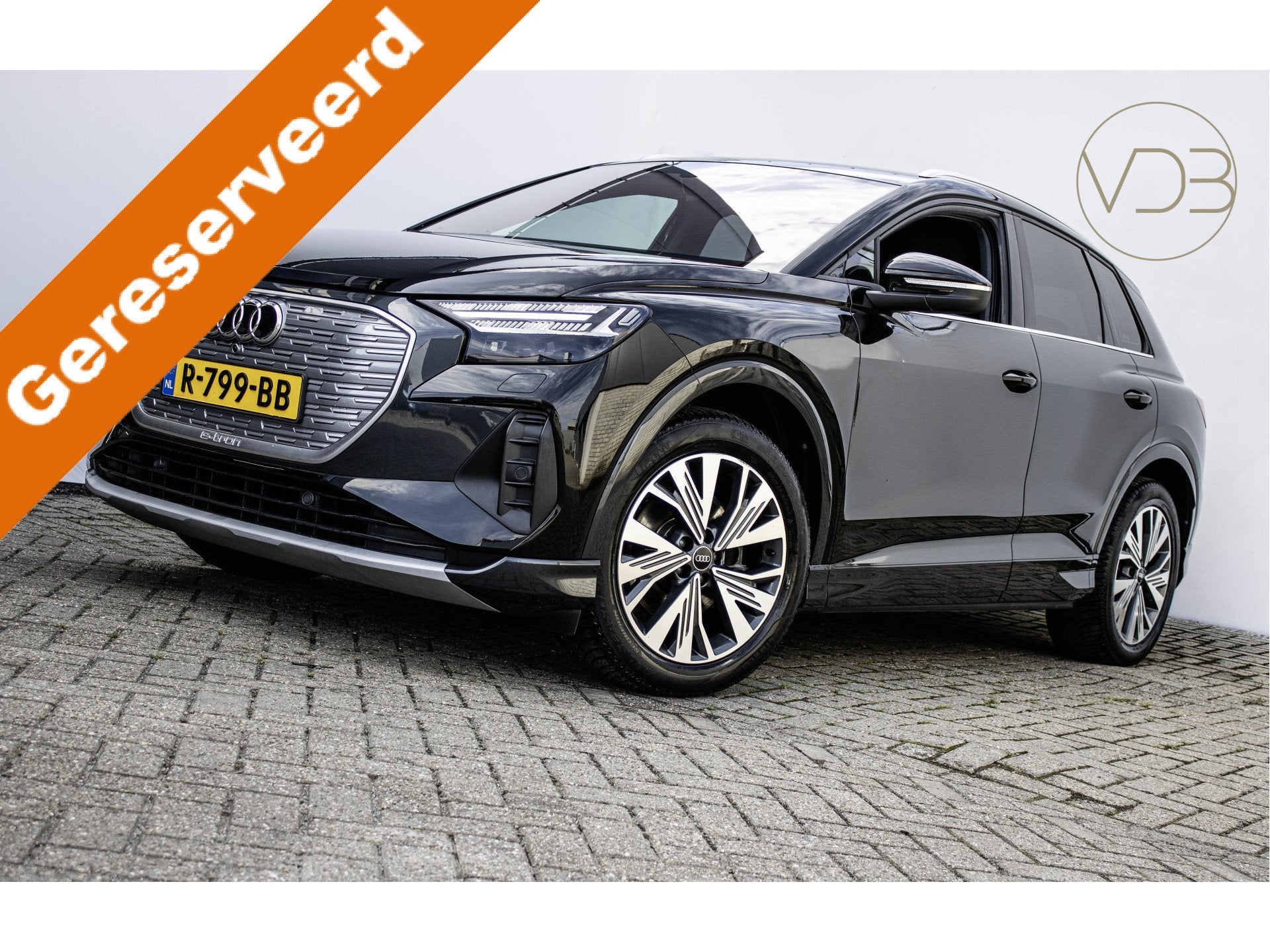 Audi Q4 e-tron 35 SOH 91,6% Advanced edition 55 kWh 2022 Ori, Auto's, Gebruikt, Zwart, 1865 kg, Zwart