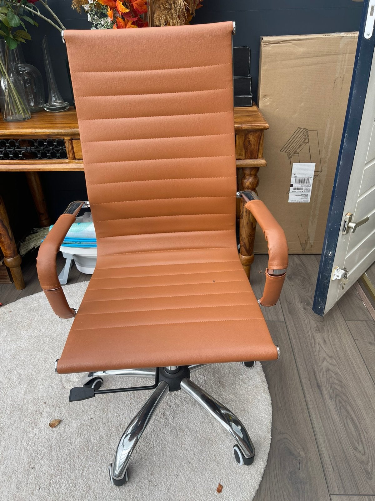 Office chair-like new, Ophalen, Zo goed als nieuw