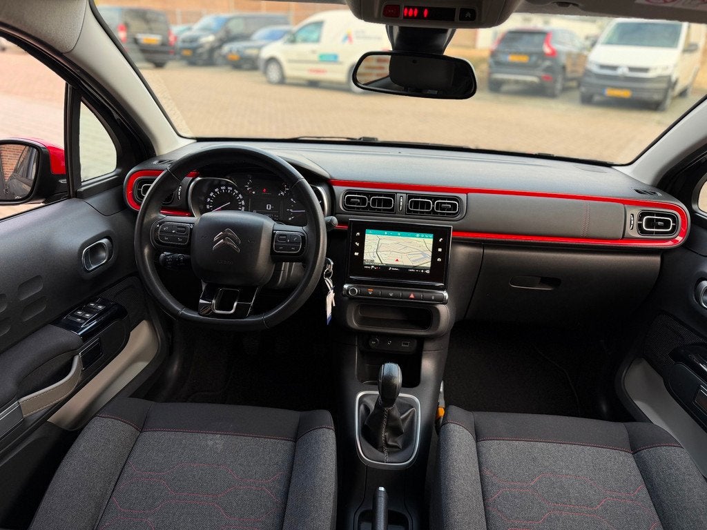 Citroen C3 1.2 PureTech Shine Airco Navi Cruise Camera Elk.r, 1199 cc, 82 pk, 450 kg, Origineel Nederlands