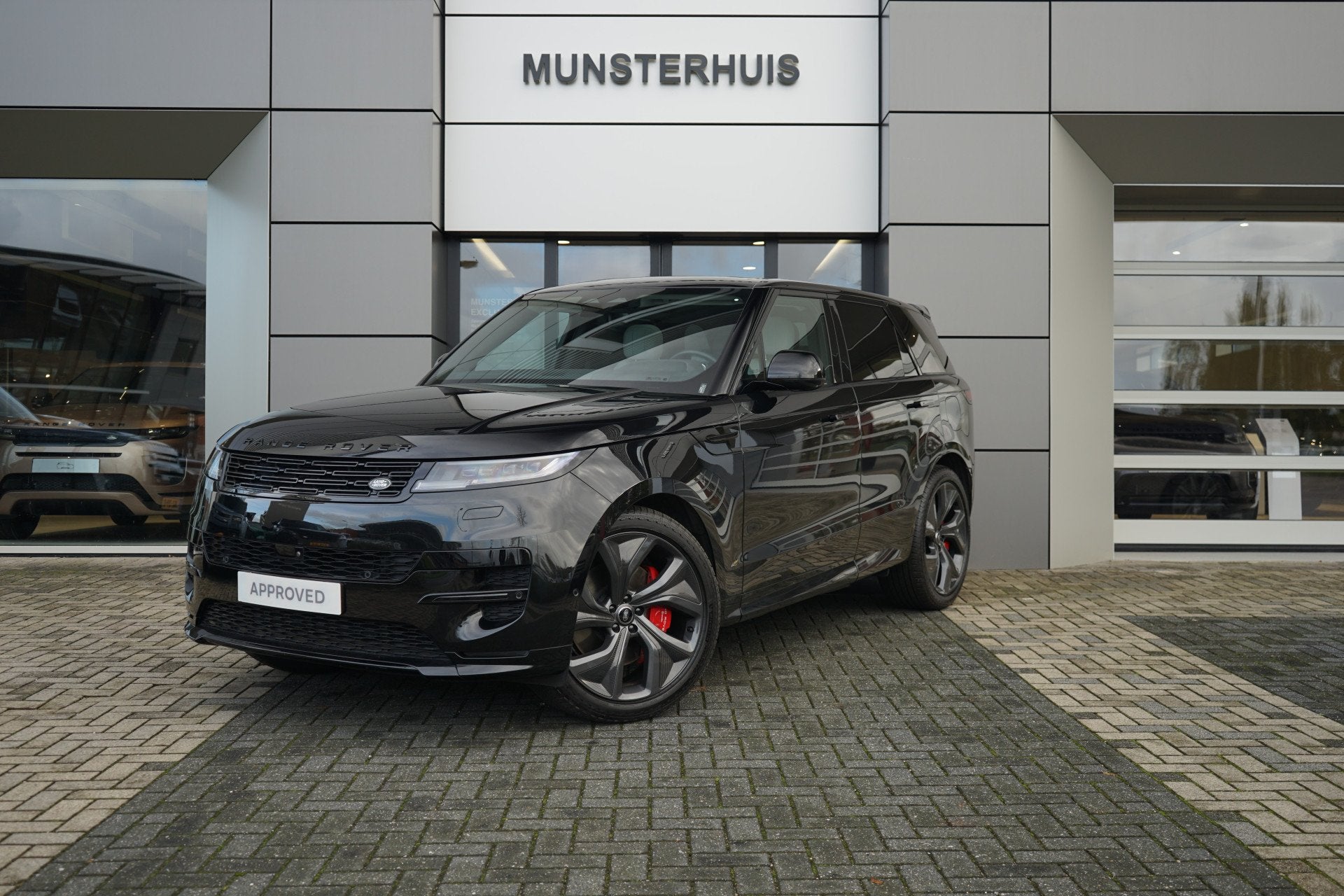 Land Rover Range Rover Sport 3.0 P440e Dynamic SE | Schuif/K, Automaat, 12 maanden, Gebruikt, Euro 6
