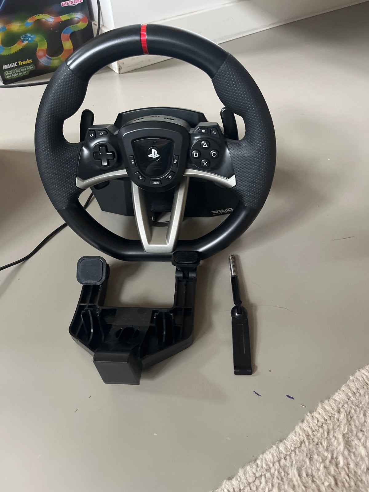 Foto 2 van Hori Racing Wheel Apex voor PS4/PS5/PC met pedalen