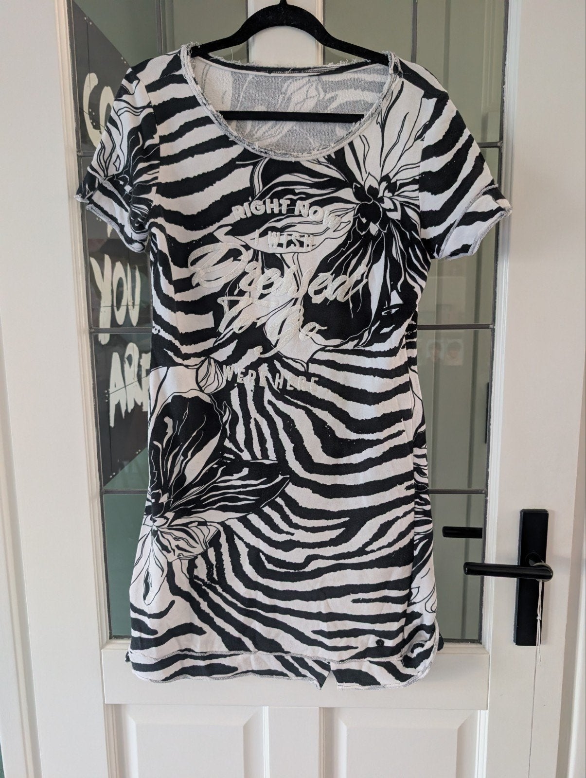 Monari jurk met zebraprint en bloemen, maat M, Kleding | Dames, Maat 38/40 (M), Monari, Zwart, Ophalen of Verzenden