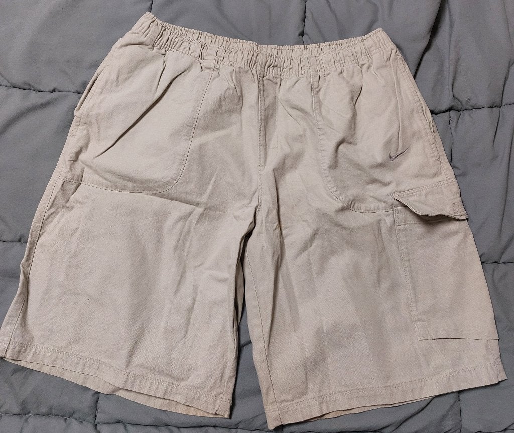 Vintage Nike korte broek Cargo Shorts maat XL, Beige, Nike, Maat 56/58 (XL), Ophalen of Verzenden