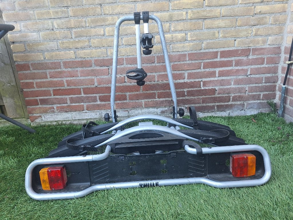 Fietsendrager thule, Ophalen, 2 fietsen, Zo goed als nieuw, Trekhaakdrager