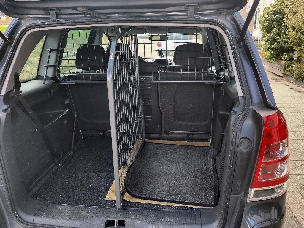 Travall hondenrek met Divider voor Opel Zafira B, Ophalen, Zo goed als nieuw