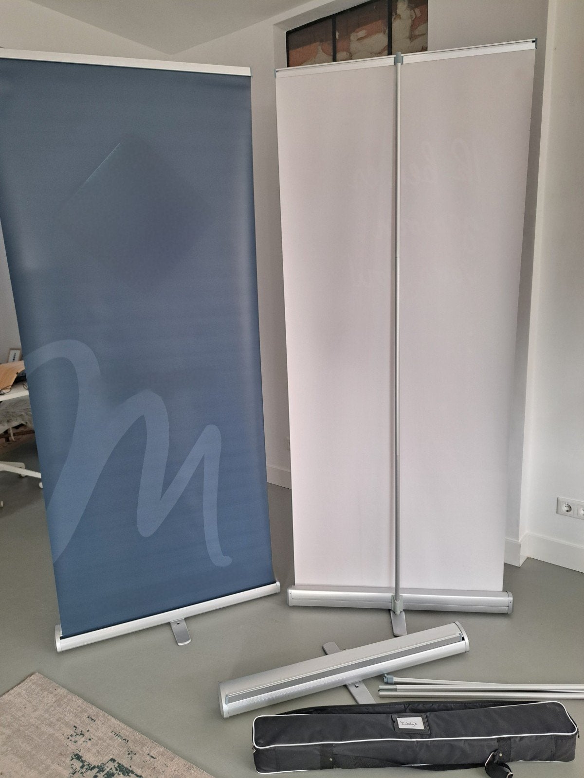 2x Roll-up banner standaard 85 cm – aluminium, Ophalen of Verzenden