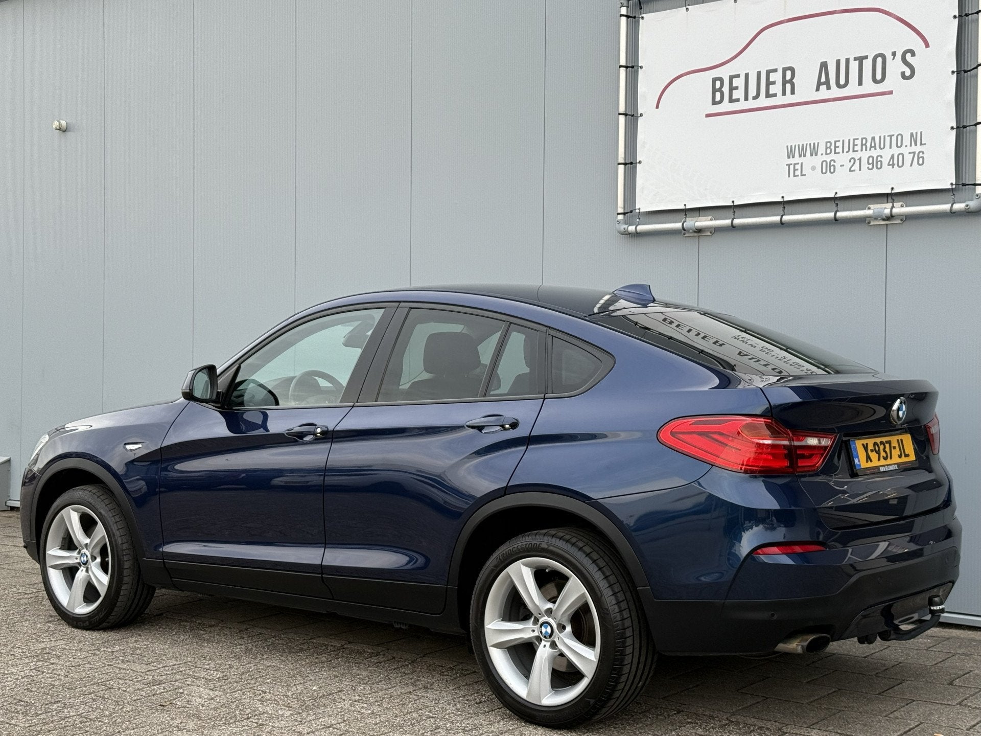 BMW X4 xDrive20i Centennial High Executive Automaat van €2, Automaat, Gebruikt, Euro 6, 2000 kg