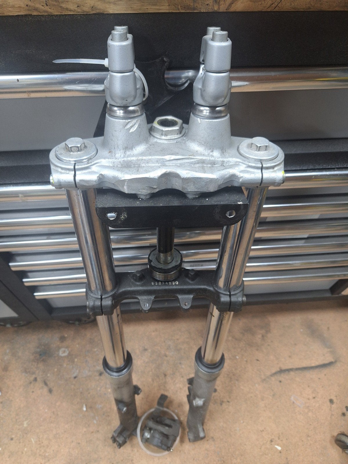 voorvork en remklauw BMW F650, Motoren, Ophalen