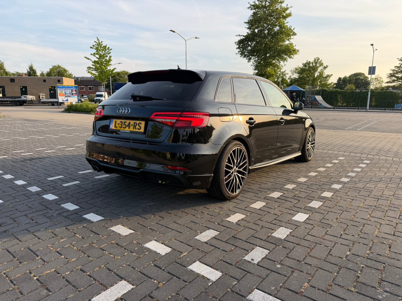 Audi A3 1.5 Tfsi 150pk CoD Ultra S Tronic 2017 Zwart, Auto's, 1498 cc, Euro 6, 150 pk, Zwart