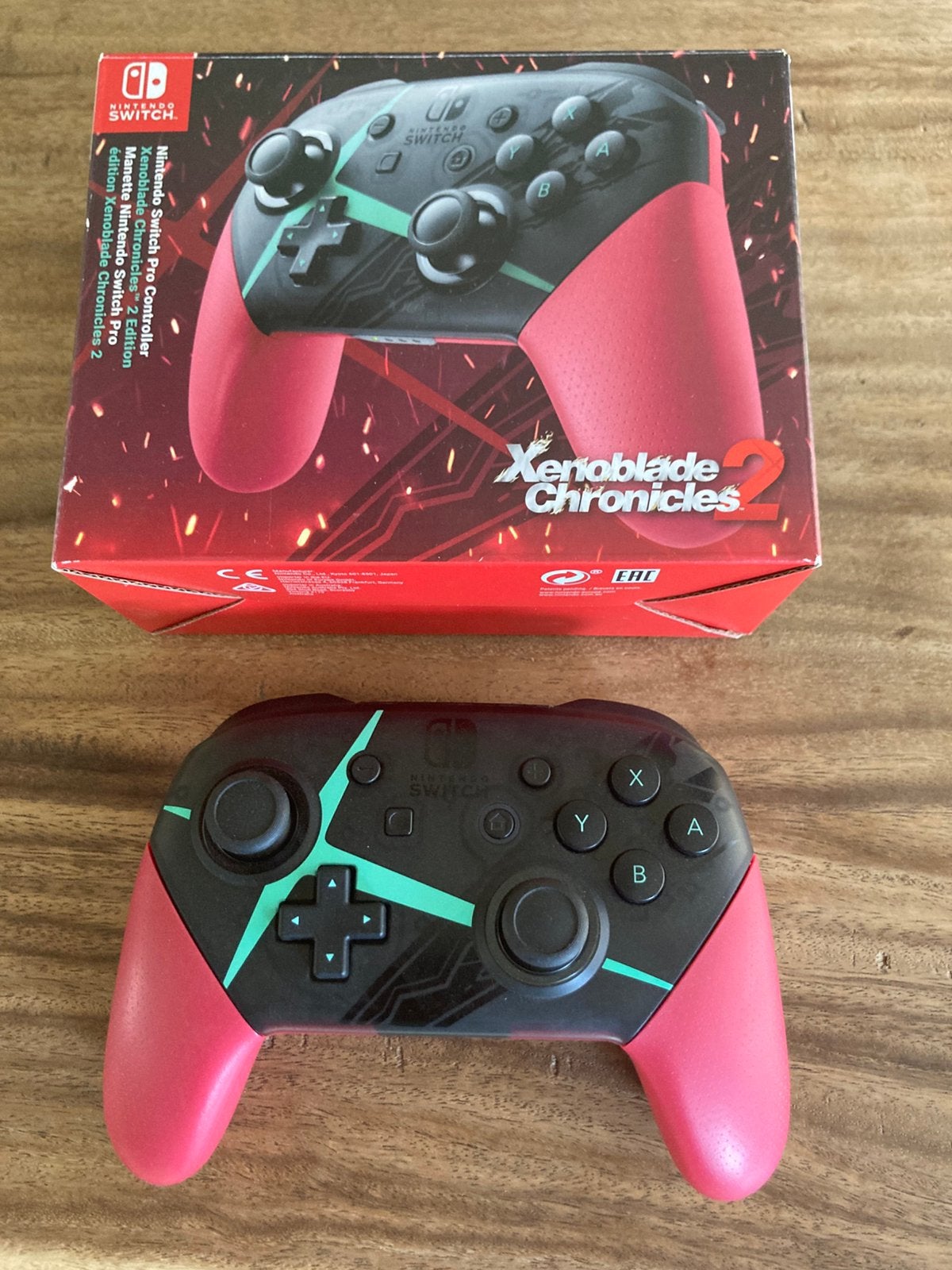 Nintendo Switch pro controller Xenoblade Chronicles 2 (new), Spelcomputers en Games, Ophalen of Verzenden, Zo goed als nieuw, Switch