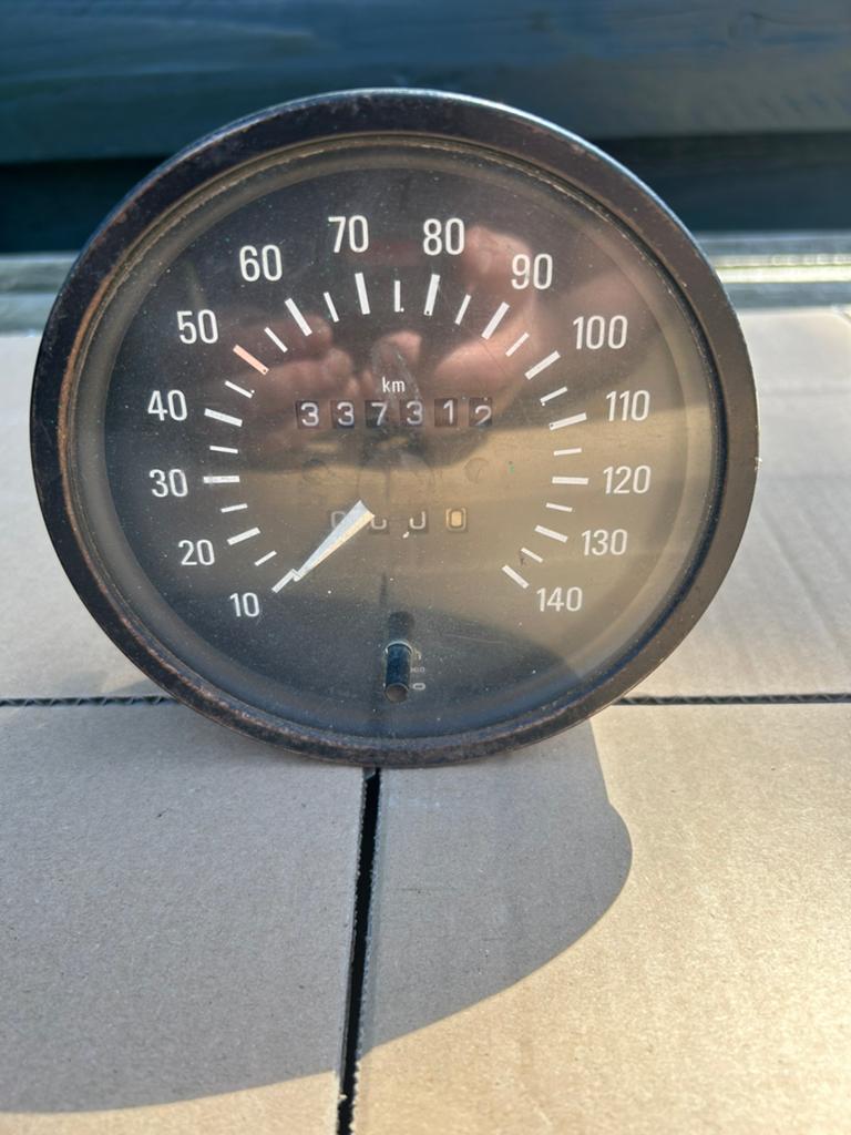 Mercedes-Benz TN 207D kilometerteller klok., Ophalen, Mercedes-Benz, Mercedes, Mercedes