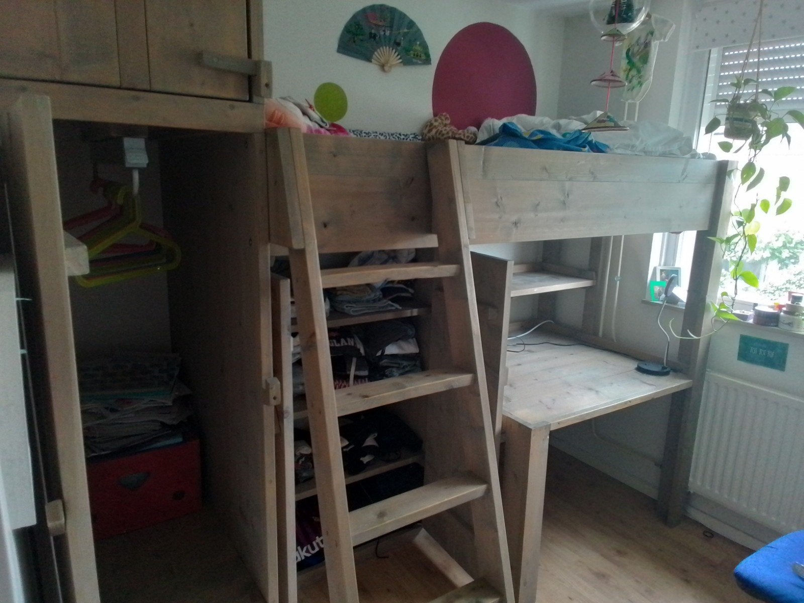 Hoogslaper met bureau en kast - Massief hout, Ophalen, Gebruikt, Eenpersoons, 160 tot 180 cm