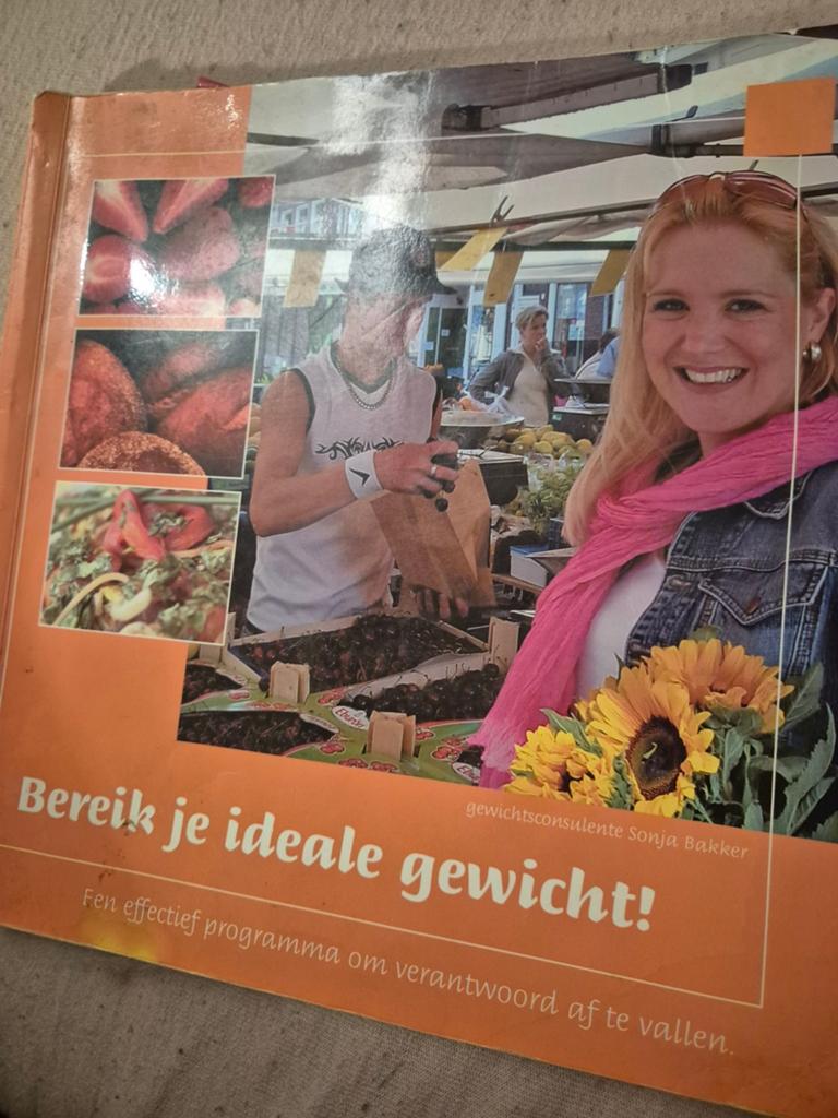 Sonja Bakker - Bereik je ideale gewicht!, Sociale wetenschap, Ophalen of Verzenden, Zo goed als nieuw, Sonja Bakker