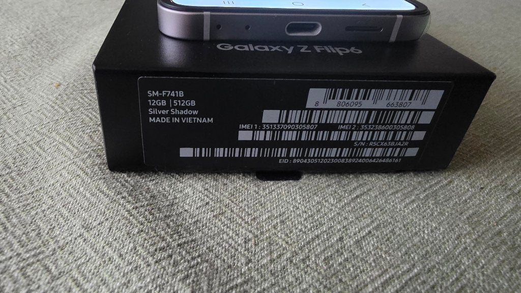 Foto 4 van Samsung Galaxy Z Flip 6 Nieuw in Doos 512 GB zie advertentie