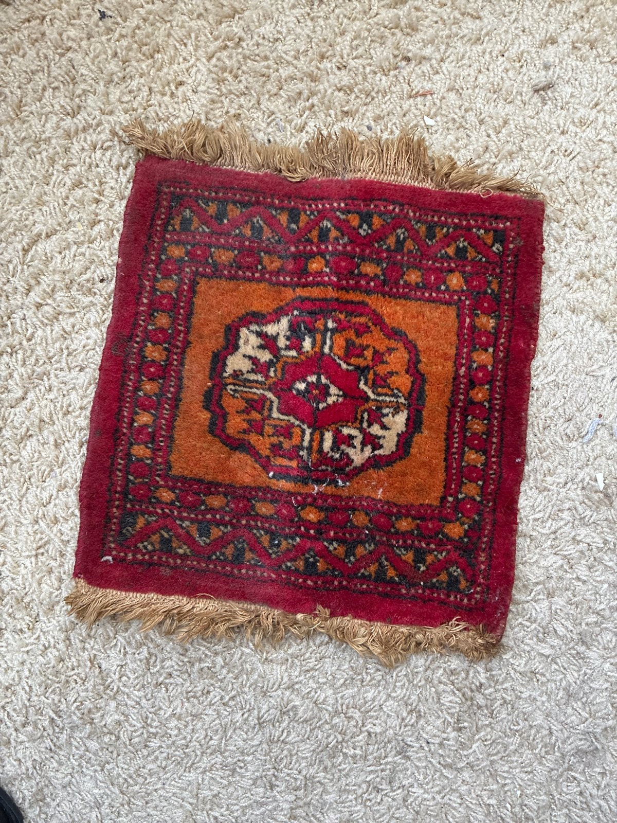 Klein Oosters Tafelkleedje - Rood/Oranje, Huis en Inrichting, Minder dan 50 cm, Gebruikt, Vierkant, Ophalen of Verzenden