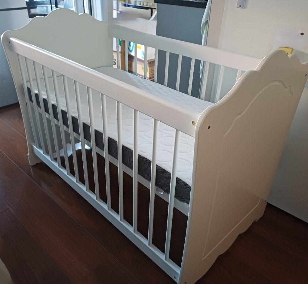 Babybed, ledikant 120 x 60cm (zonder matras), Kinderen en Baby's, Babywiegjes en Ledikanten, Ophalen, Gebruikt, Ledikant