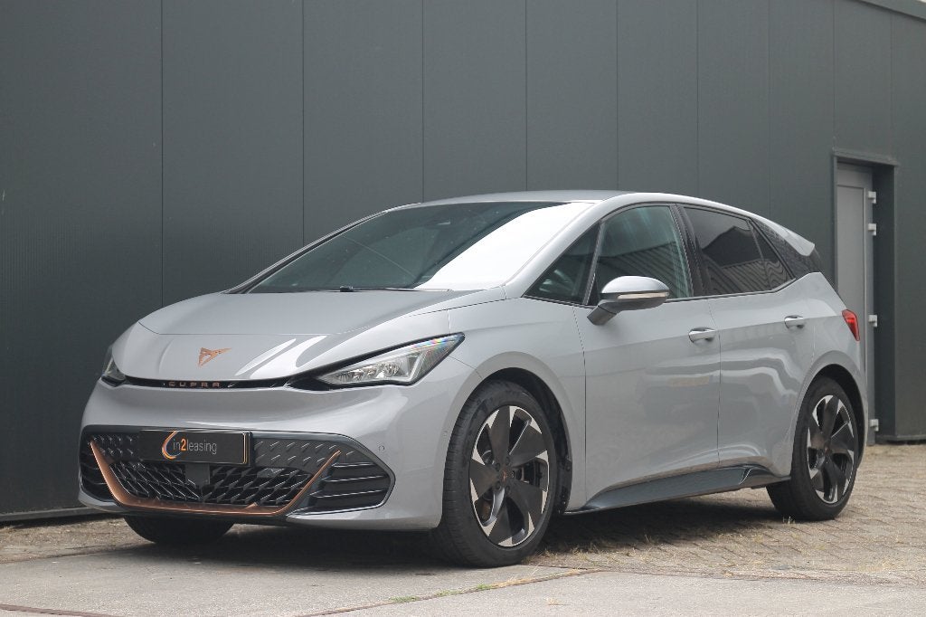 Cupra Born Adrenaline 62 kWh 231pk ACC CAM 19 Inch Zeer mooi, Auto's, Cupra, Automaat, Achterwielaandrijving, Leder en Stof, 231 pk