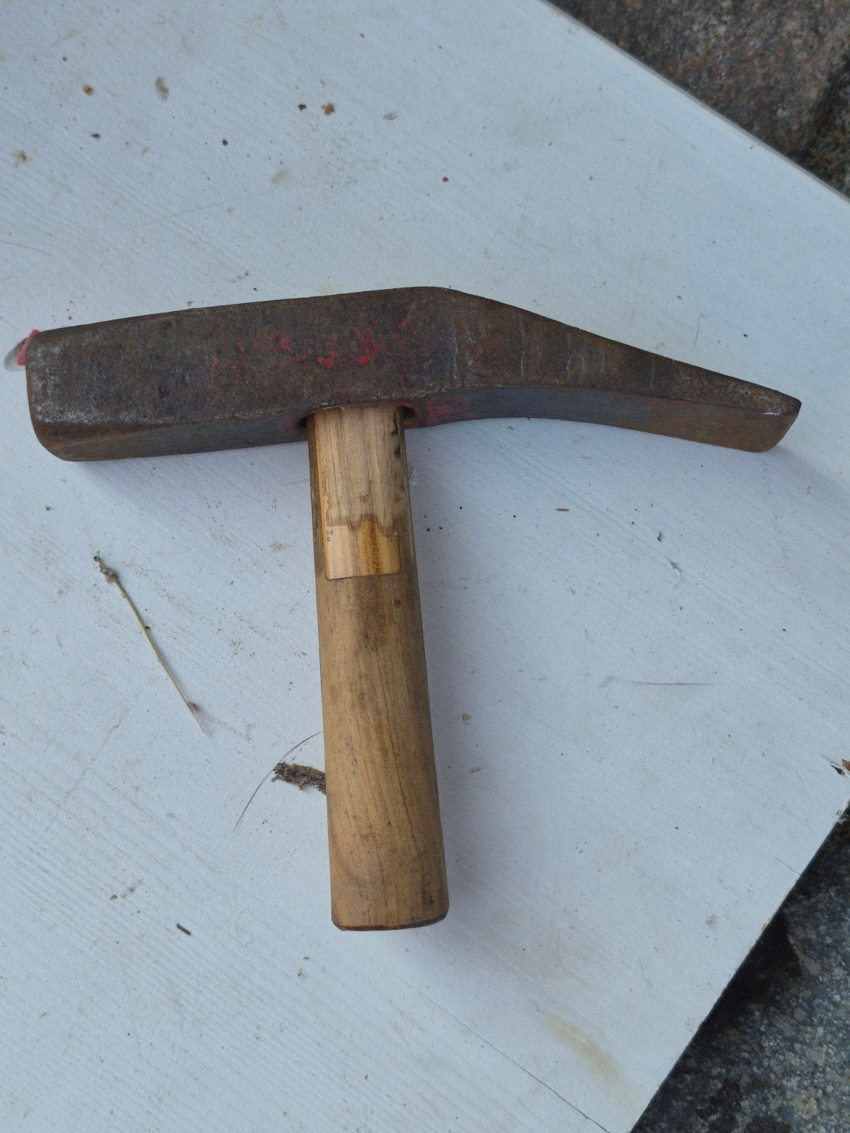 Oude straathamer met houten steel, Ophalen of Verzenden, Gebruikt, Hamer, Overige merken