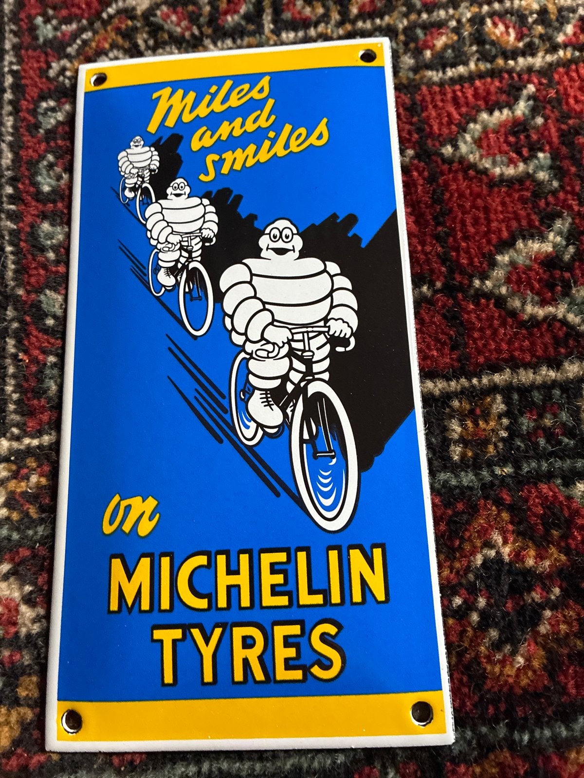 Vintage Michelin Tyres Emaille Reclamebord - Miles and Smile, Verzamelen, Ophalen of Verzenden, Zo goed als nieuw