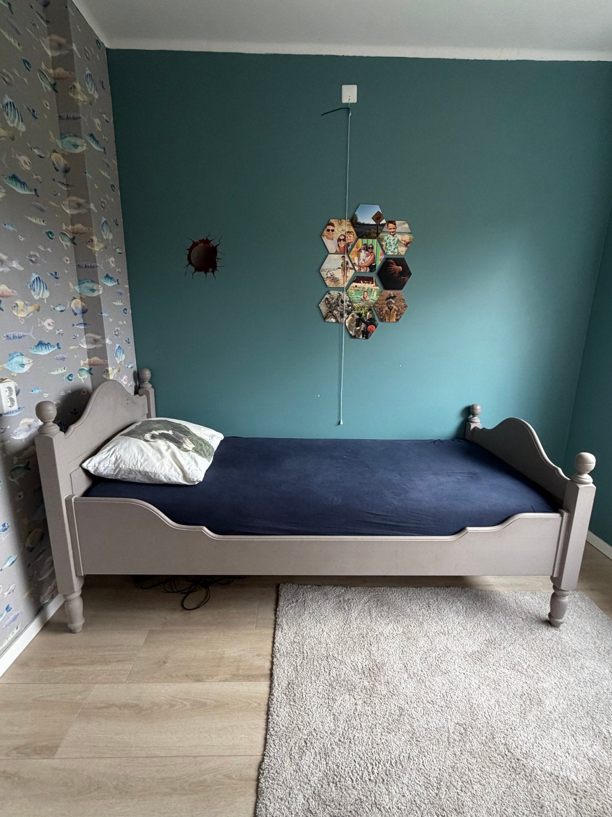 Massief houten ledikant met Auping spiraalbodem 90x200 grijs, Huis en Inrichting, Slaapkamer | Bedden, Ophalen, 90 cm, Eenpersoons