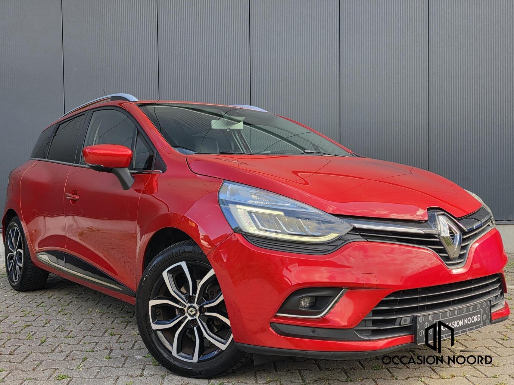 Renault Clio Estate 0.9 TCe Intens|R-Link|Bose|Keyless|Led|, Auto's, Voorwielaandrijving, 1063 kg, Gebruikt, Euro 6