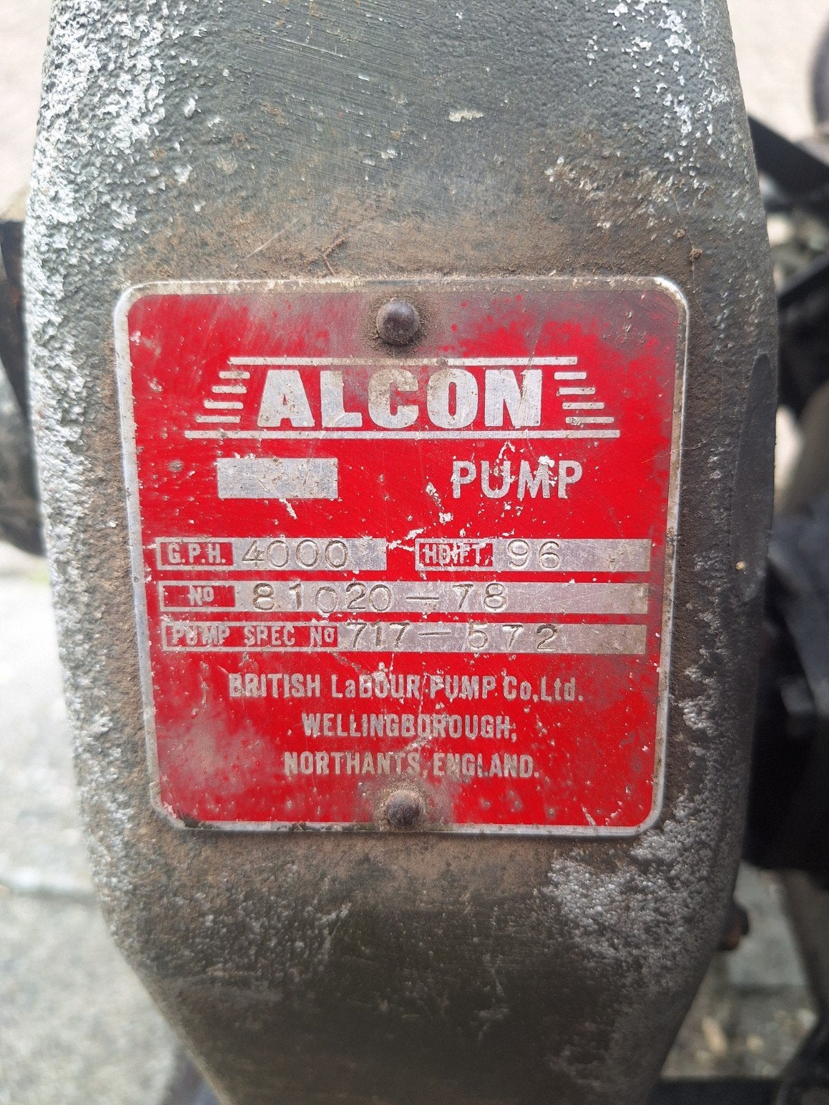 Alcon pomphuis met Villiers motor en toebehoren, Ophalen