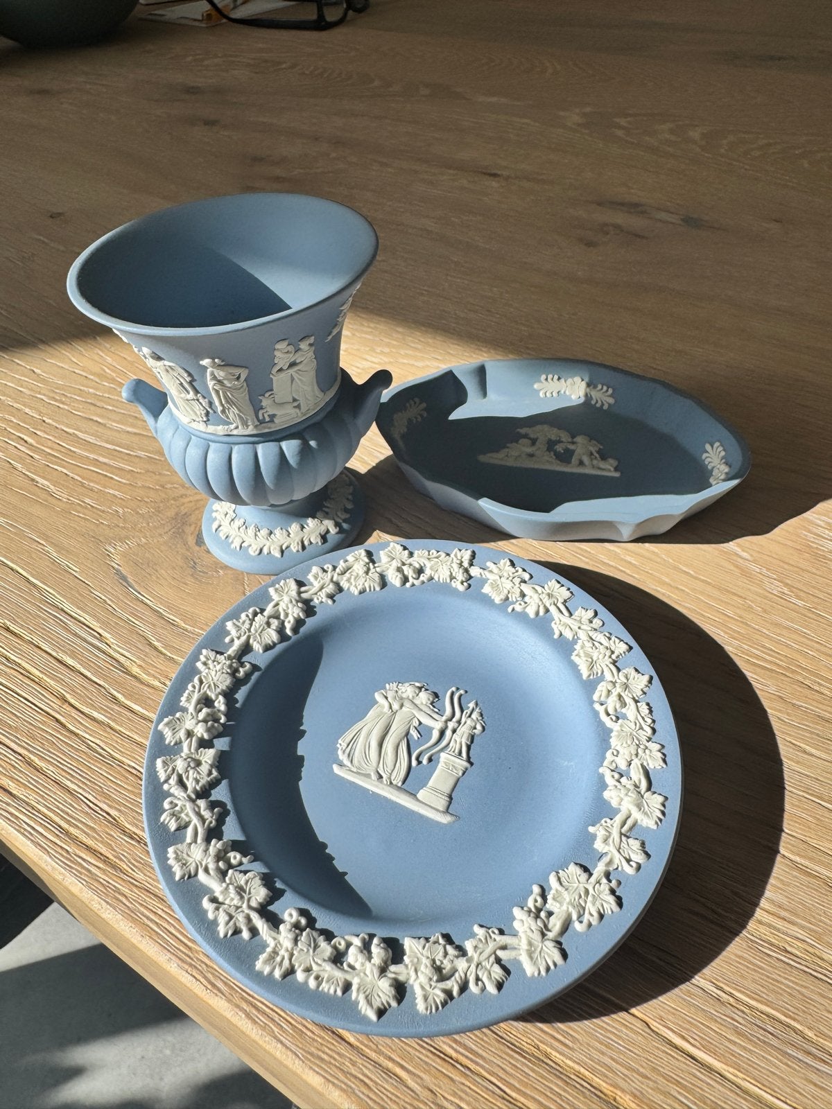 Wedgwood set Jasperware  blauw wit, genummerde exemplaren, Ophalen of Verzenden